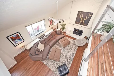 Living - 2834 Deerhaven Dr, Cincinnati, OH 45244 photo 9 of 10