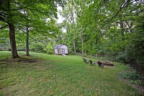 Exterior - 2834 Deerhaven Dr, Cincinnati, OH 45244 photo 13 of 19