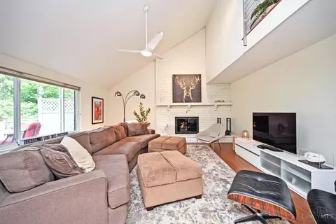 Living - 2834 Deerhaven Dr, Cincinnati, OH 45244 photo 5 of 10