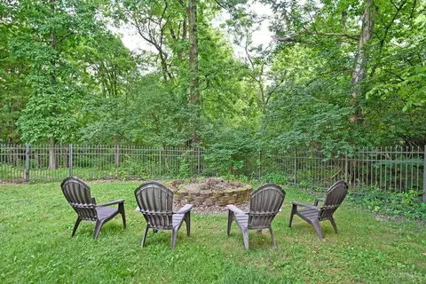 Exterior - 2834 Deerhaven Dr, Cincinnati, OH 45244 photo 14 of 19