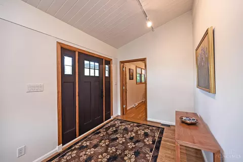 Entry Way - 5518 Mapleridge Dr, Cincinnati, OH 45227 photo 1 of 2