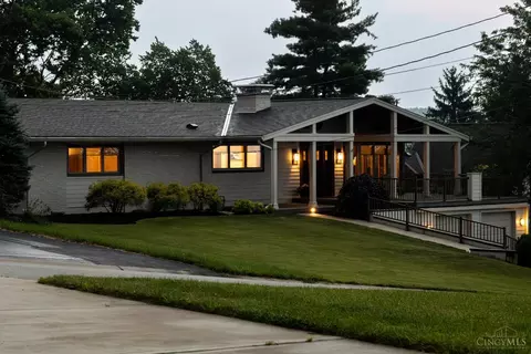 Exterior - 5518 Mapleridge Dr, Cincinnati, OH 45227 photo 6 of 32