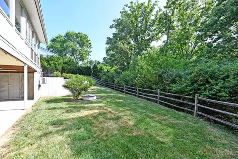 Exterior - 5518 Mapleridge Dr, Cincinnati, OH 45227 photo 22 of 32