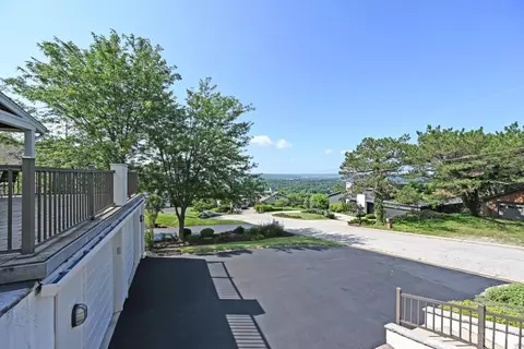 Exterior - 5518 Mapleridge Dr, Cincinnati, OH 45227 photo 2 of 32