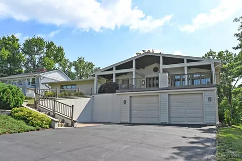 Exterior - 5518 Mapleridge Dr, Cincinnati, OH 45227 photo 3 of 32