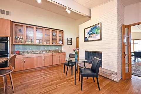 Dining - 5518 Mapleridge Dr, Cincinnati, OH 45227 photo 4 of 5