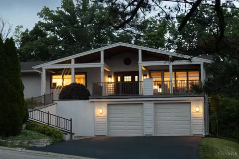 Exterior - 5518 Mapleridge Dr, Cincinnati, OH 45227 photo 5 of 32