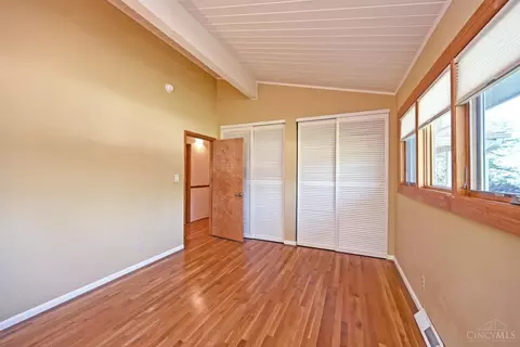 Bedroom - 5518 Mapleridge Dr, Cincinnati, OH 45227 photo 5 of 7