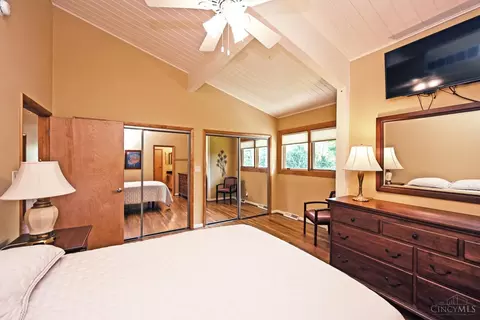 Bedroom - 5518 Mapleridge Dr, Cincinnati, OH 45227 photo 3 of 7