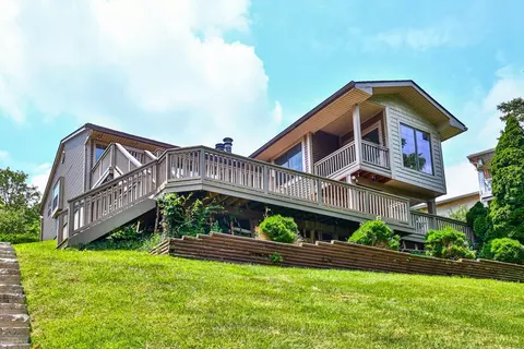 20502 Matterhorn Dr, Lawrenceburg, IN 47025