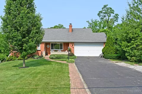 7423 View Place Dr, Cincinnati, OH 45224