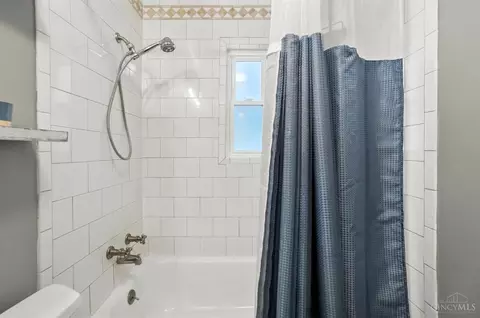 Bath - 1707 Krylon Dr, Reading, OH 45215 photo 3 of 6