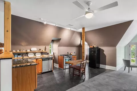 2153 Sinton Ave, Cincinnati, OH 45206 photo 31