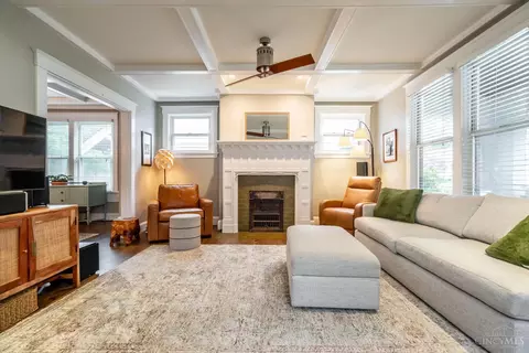 Living - 3655 Stettinius Ave, Cincinnati, OH 45208 photo 1 of 2