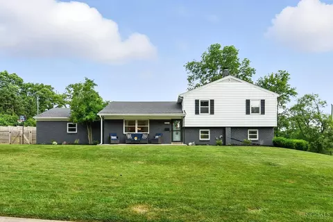 8497 Highton Ct, Cincinnati, OH 45236