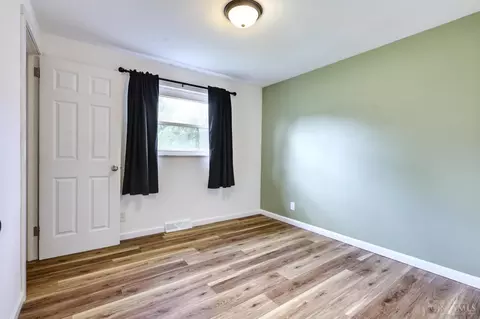 906 Shayler Rd, Cincinnati, OH 45245 photo 9