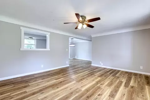 906 Shayler Rd, Cincinnati, OH 45245 photo 5