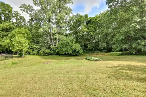 906 Shayler Rd, Cincinnati, OH 45245 photo 22