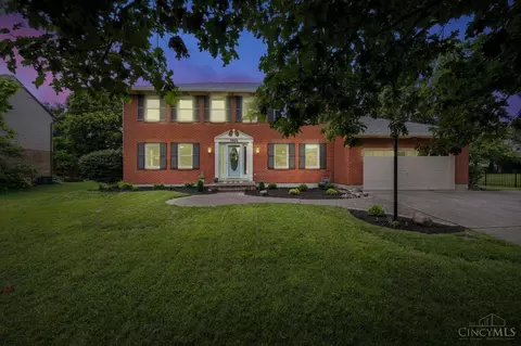 7603 Live Oak Dr, West Chester, OH 45069