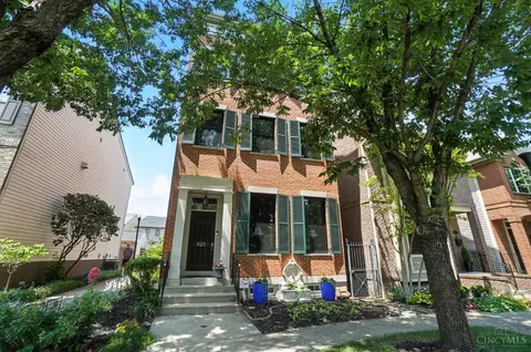 925 Weninger Cir, Cincinnati, OH 45203