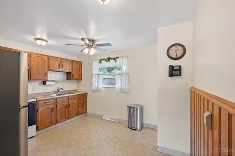 Kitchen - 2573 Adams Rd, Cincinnati, OH 45231 photo 1 of 4
