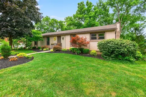 5613 Williamsburg Way, Fairfield, OH 45014