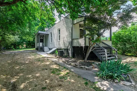 3997 Washington Ave, Cheviot, OH 45211