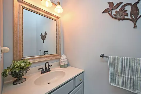 Bath - 4154 Fieldsedge Dr, Mason, OH 45040 photo 1 of 7