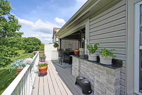 Exterior - 4154 Fieldsedge Dr, Mason, OH 45040 photo 9 of 19