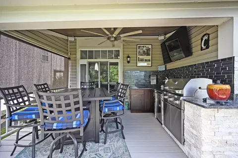 Exterior - 4154 Fieldsedge Dr, Mason, OH 45040 photo 6 of 19