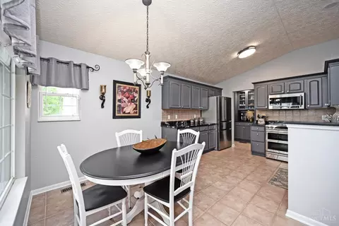 Dining - 4154 Fieldsedge Dr, Mason, OH 45040 photo 2 of 3