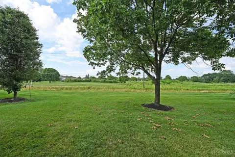 Exterior - 4154 Fieldsedge Dr, Mason, OH 45040 photo 15 of 19