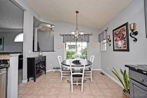 Dining - 4154 Fieldsedge Dr, Mason, OH 45040 photo 3 of 3