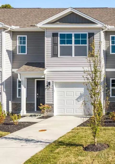 3356 New Year Dr, Colerain Twp, OH 45251