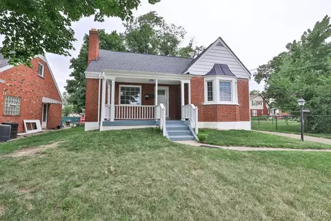 306 Pershing Ave, Lockland, OH 45215