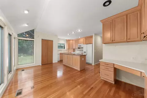 7124 Willowood Dr, West Chester, OH 45241 photo 14