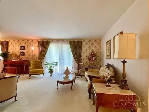 9476 Sheehan Rd, Washington Township, OH 45458 photo 4