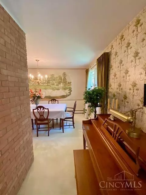 9476 Sheehan Rd, Washington Township, OH 45458 photo 6