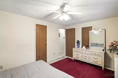 Bedroom - 9114 Fields Dr, Mason, OH 45040 photo 3 of 3