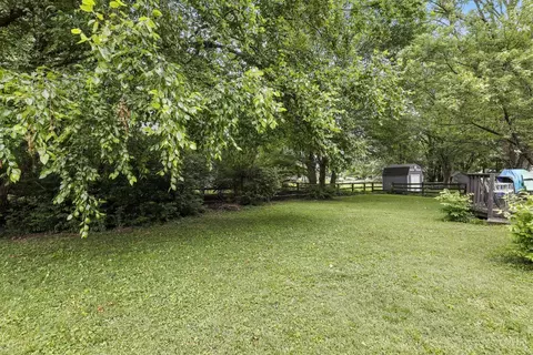 Exterior - 9114 Fields Dr, Mason, OH 45040 photo 4 of 6