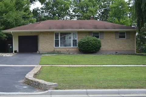 11528 Kenn Rd, Forest Park, OH 45240