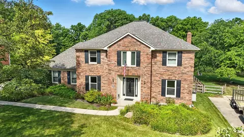 9647 Friar Tuck Dr, West Chester, OH 45069