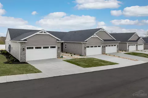6839 Traditions St, Middletown, OH 45044