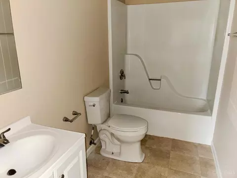 Bath - 2247 Tucker Rd, Blanchester, OH 45107 photo 2 of 2