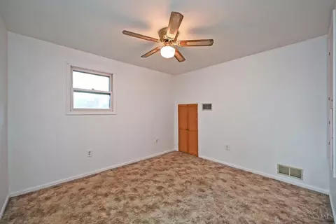 5596 Biscayne Ave, Cincinnati, OH 45248 photo 20