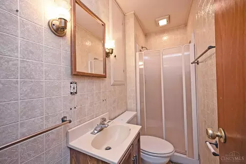 5596 Biscayne Ave, Cincinnati, OH 45248 photo 24