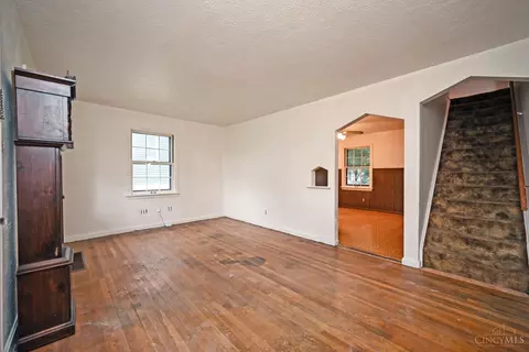 5596 Biscayne Ave, Cincinnati, OH 45248 photo 5
