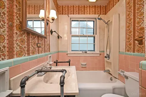 5596 Biscayne Ave, Cincinnati, OH 45248 photo 15