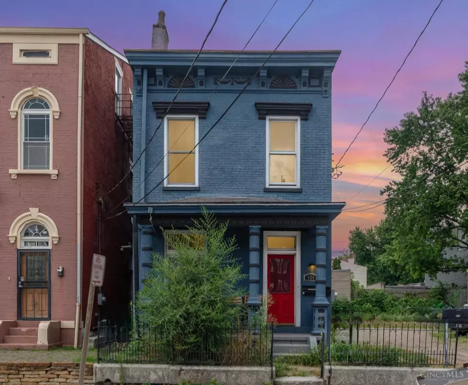 Exterior - 924 Findlay St, Cincinnati, OH 45214 photo 1 of 3