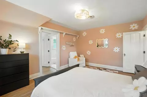 Bedroom - 6468 Ridge Rd, Cincinnati, OH 45213 photo 7 of 9